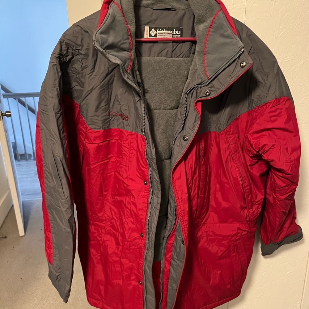 Mens XL Coleman fleece lined winter coat. In perfect like new conditio